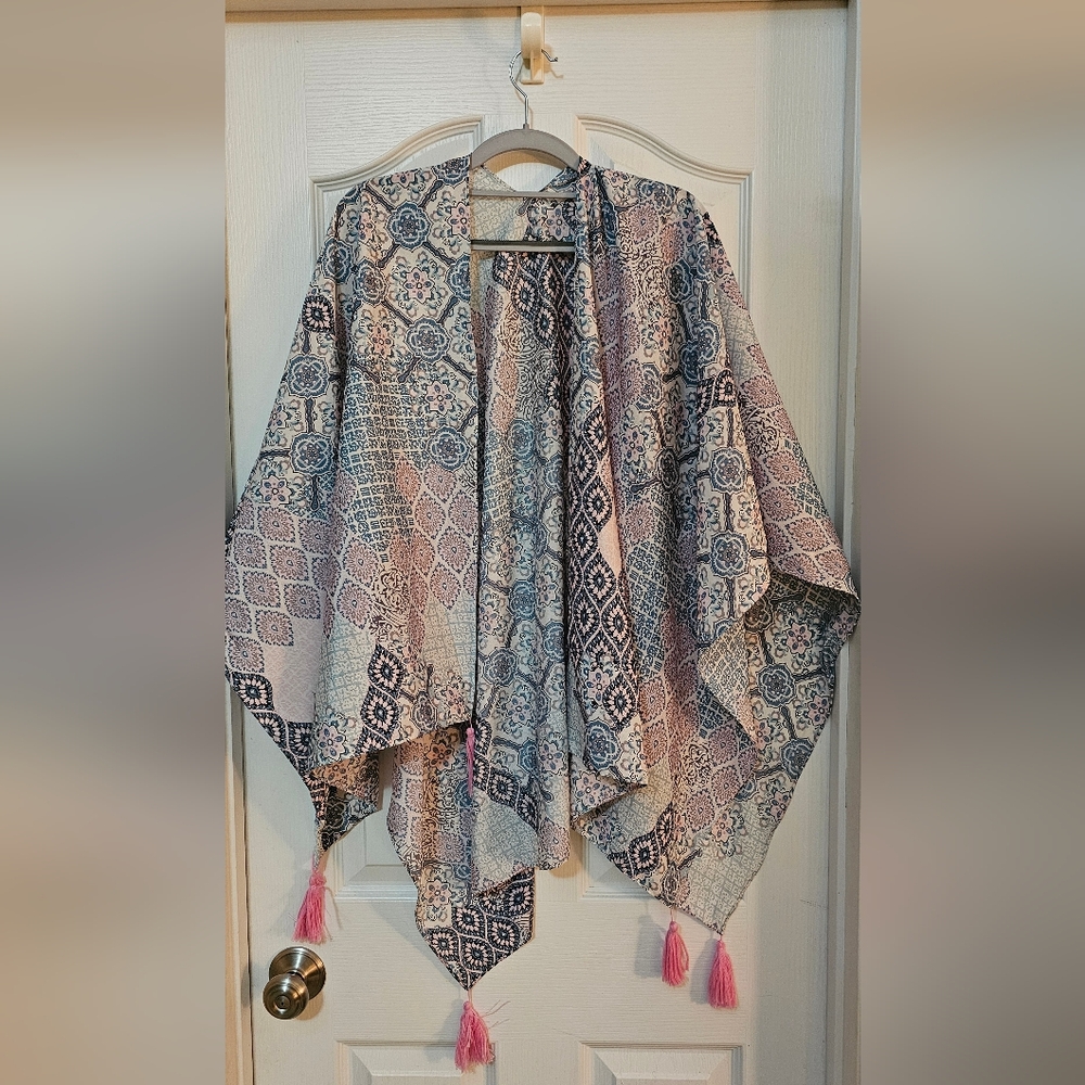 Bohemian Patterned Kimono with Pink Tassels